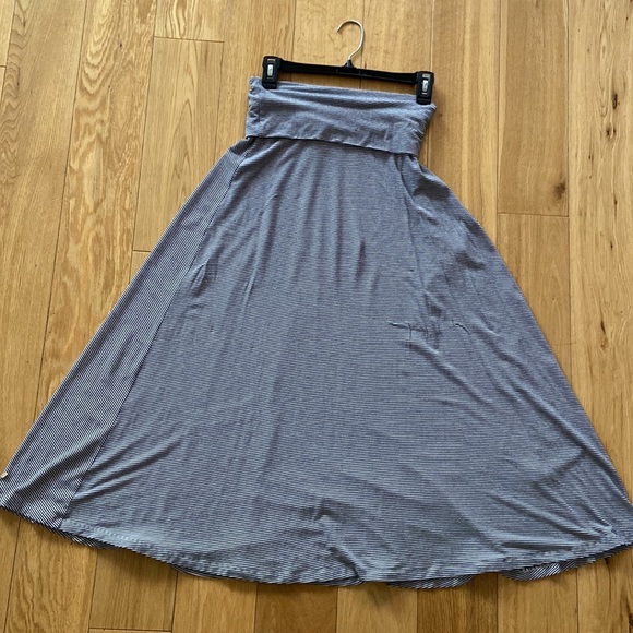 Gap maxi skirt - Picture 2 of 7